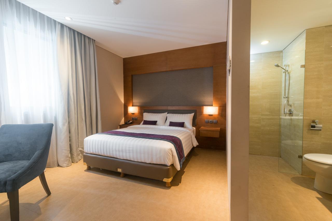 Sotis Residence Pejompongan Jakarta Exteriör bild