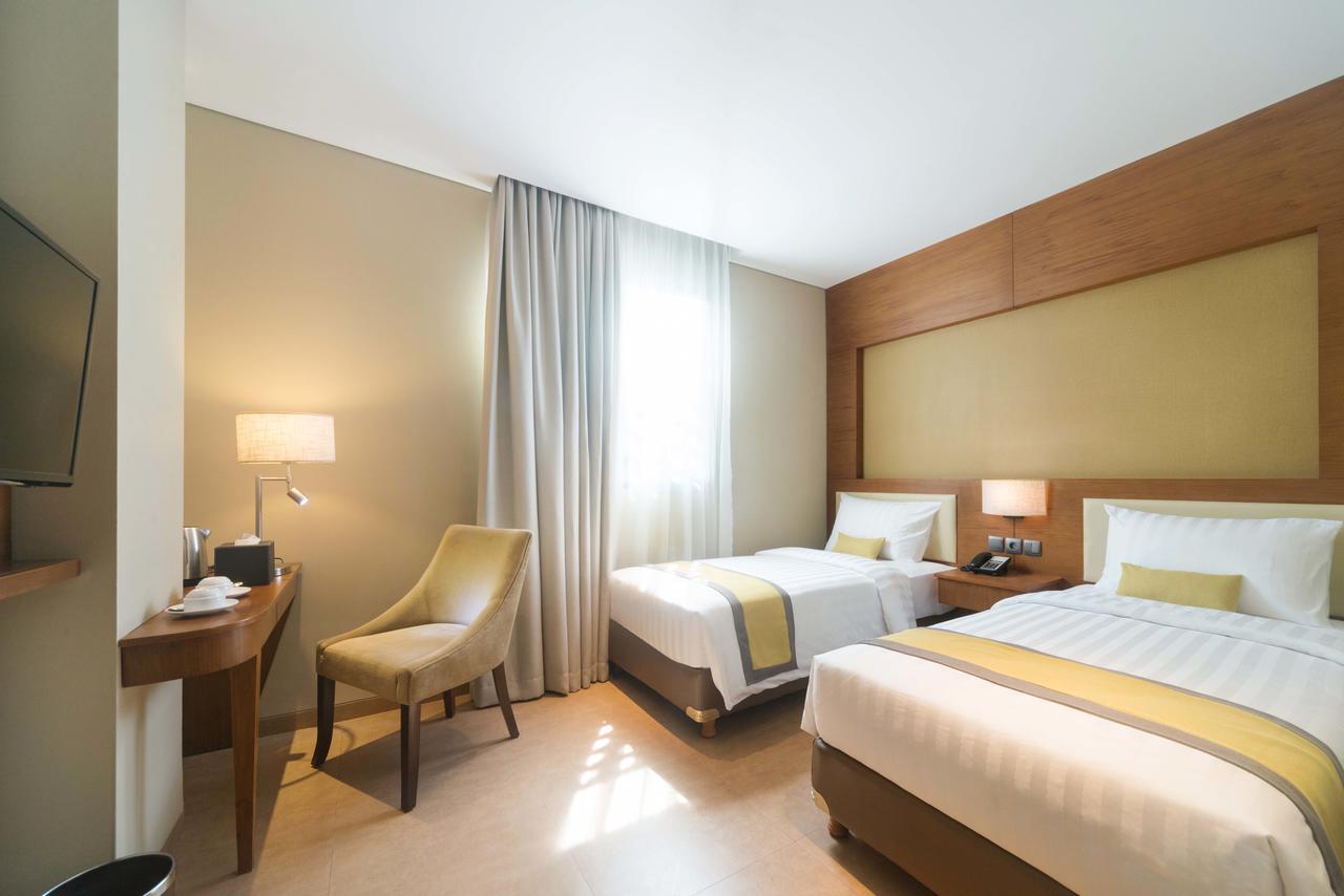 Sotis Residence Pejompongan Jakarta Exteriör bild